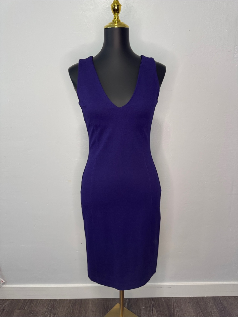 Amanda Uprichard Deep Purple V-Neck Sleeveless Sheath Dress